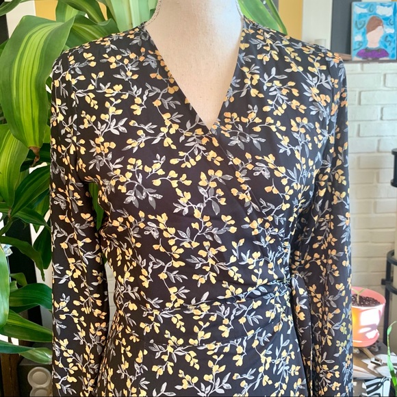 Caara Cristal Long Sleeve Floral Wrap Dress - Picture 4 of 10